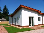 Fantasztikus �j �p�t�s� g�rdonyi nyaral�k/garzonok elad�k